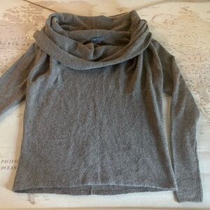 Vince. Off Shoulder Wool Sweater Beige Size Medium